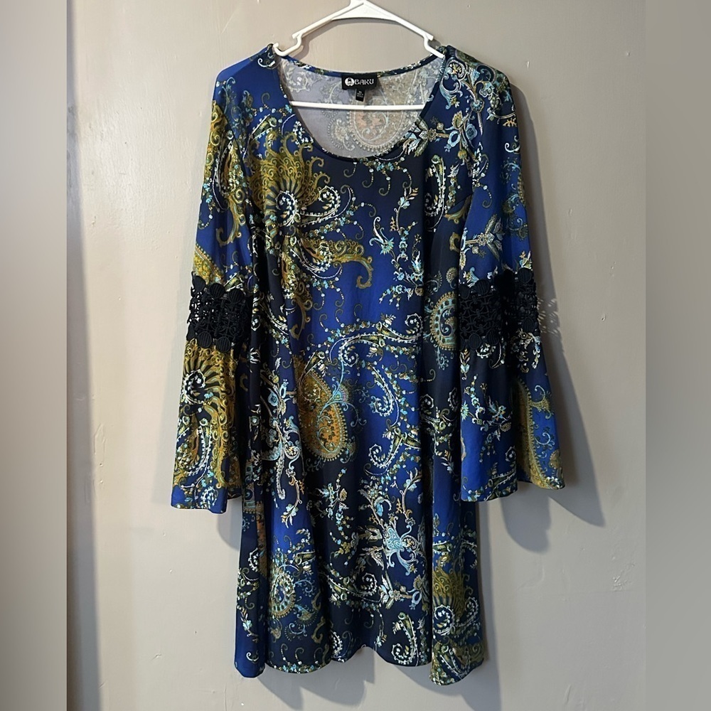 BAKU swimwear. Dress silky floral with some lace WOMENS XL
